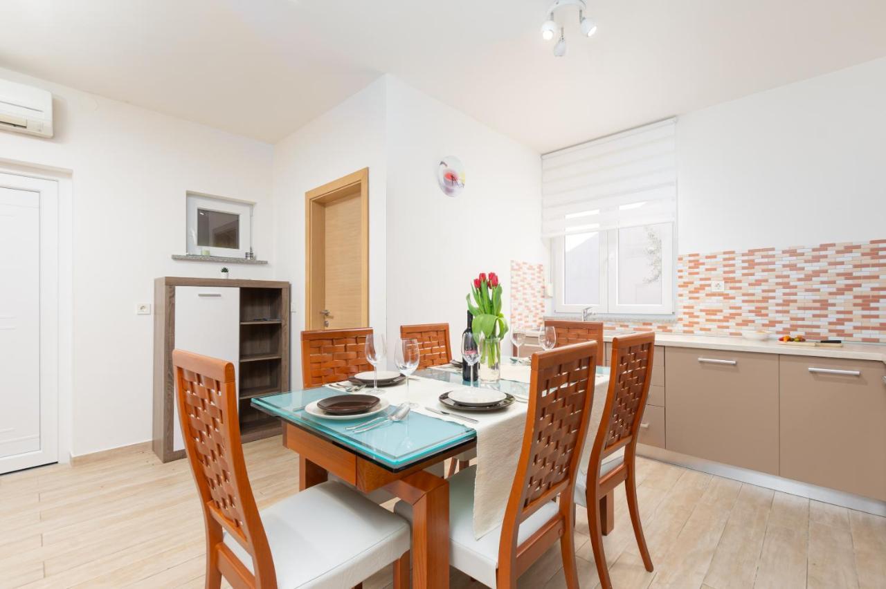 Kuca Lana Apartment Medulin Ngoại thất bức ảnh