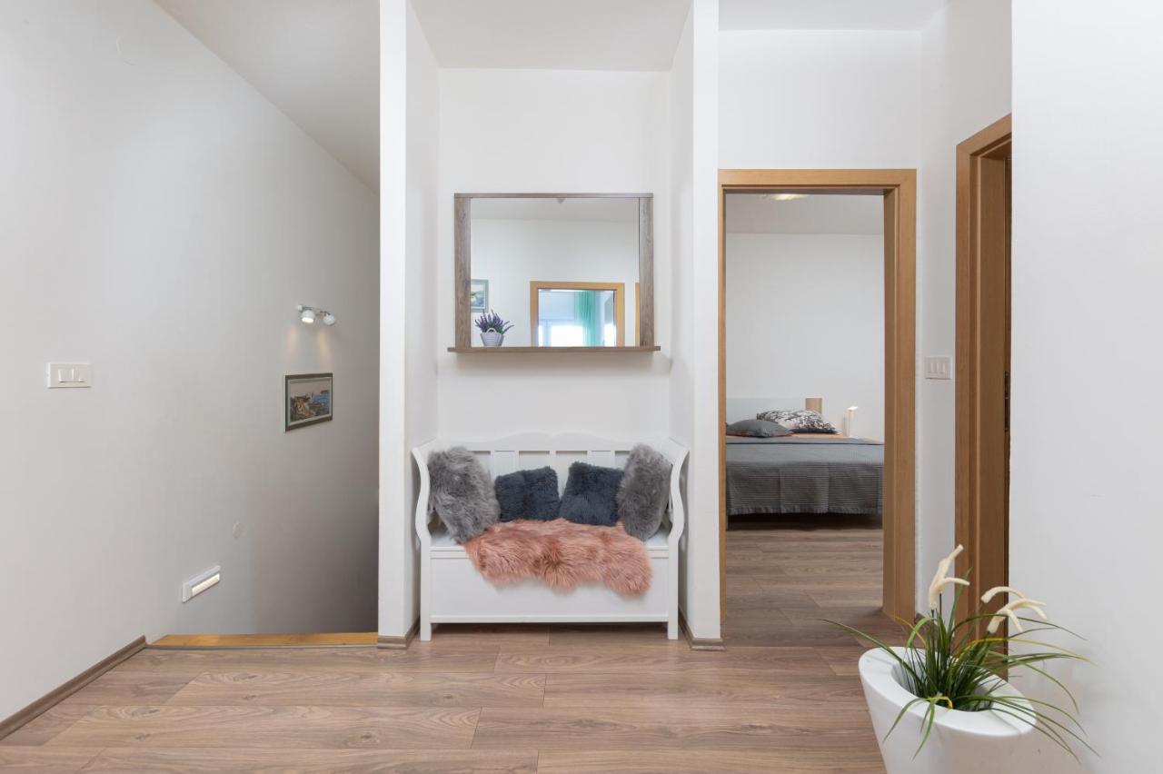 Kuca Lana Apartment Medulin Ngoại thất bức ảnh