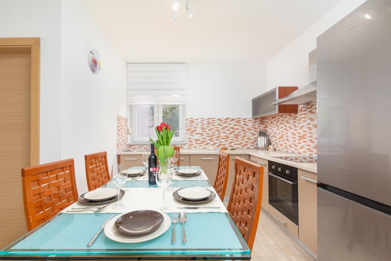 Kuca Lana Apartment Medulin Ngoại thất bức ảnh